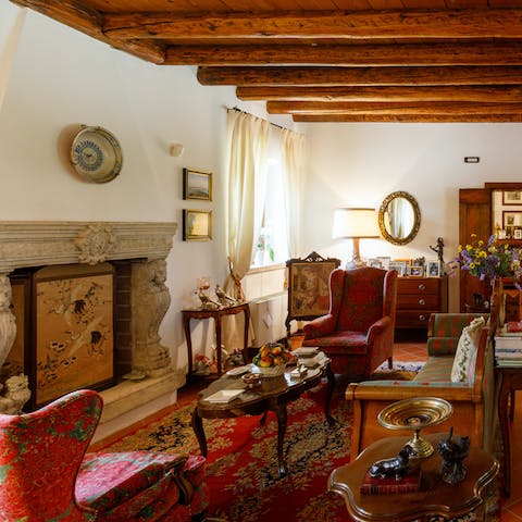 Gather in the regal lounge area in the evenings to sip on Prosecco with loved ones