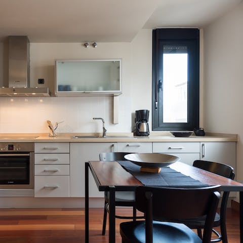 Fuel up for a day in the sunshine with a hearty breakfast – we suggest a montadito with eggs and chorizo