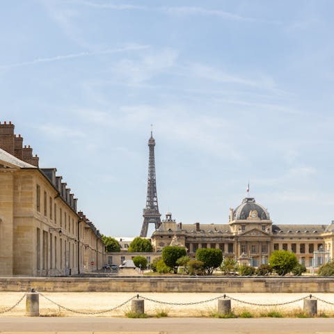 Stay in the 15th arrondissement of Paris