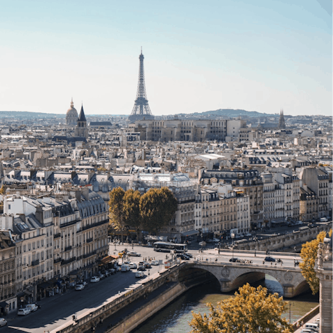 Explore the wonders of Paris, starting with the Rive Gauche