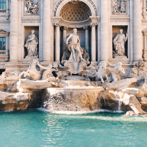 Walk to the Trevi Fountain in just nine short minutes