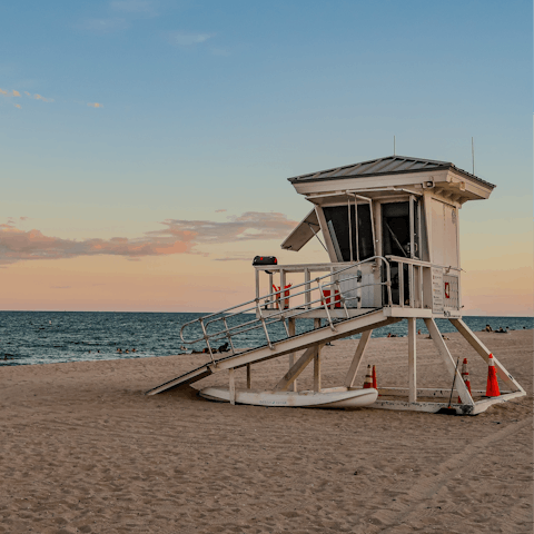 Walk less than five minutes down the road to Fort Lauderdale Beach
