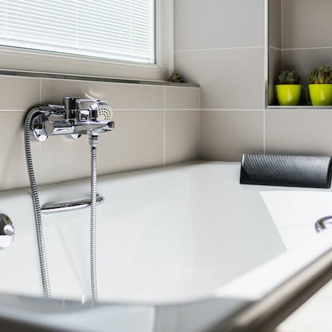 Soak in the bathtub after days spent soaking up the sights of Moraira