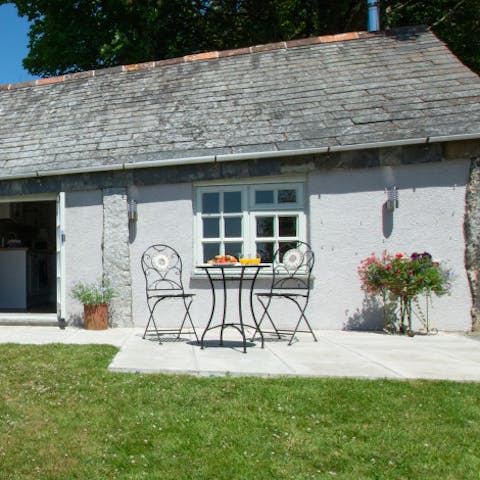 Enjoy the welcome cream tea on the patio or fire up the barbecue for an alfresco feast