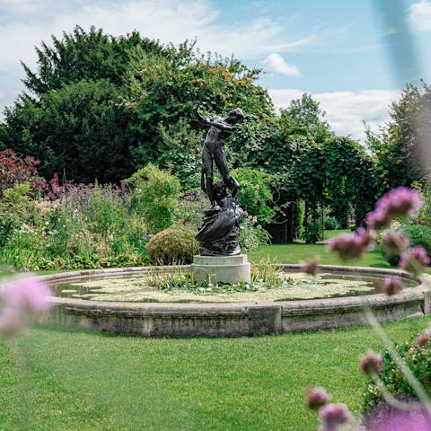 Take a scenic stroll around Regent's Park – it's ten minutes away