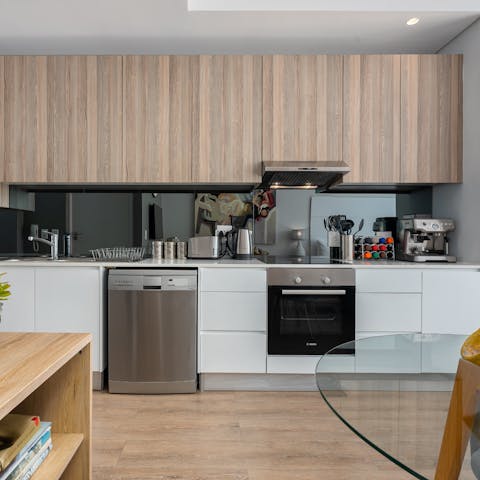 Rustle up a delicious dinner in your well-equipped kitchen