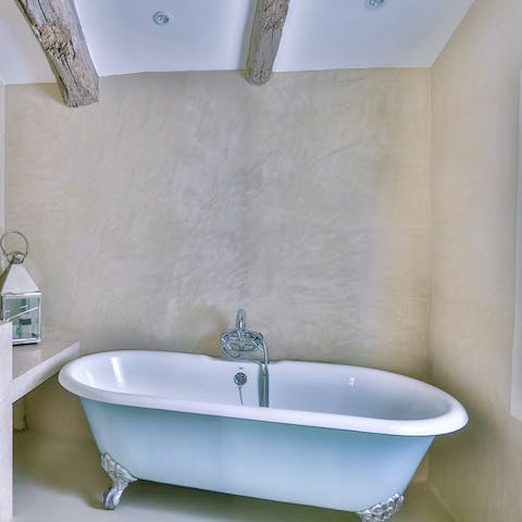 Have a soak in the bathtub after a long day of sightseeing