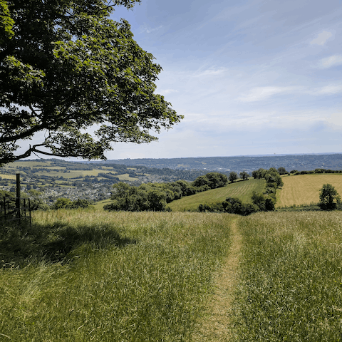Stay on a Cotswolds Nature Reserve overlooking the Somerford Lagoon