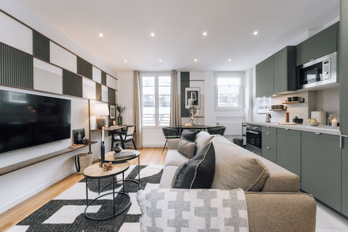 A Parisian Twist