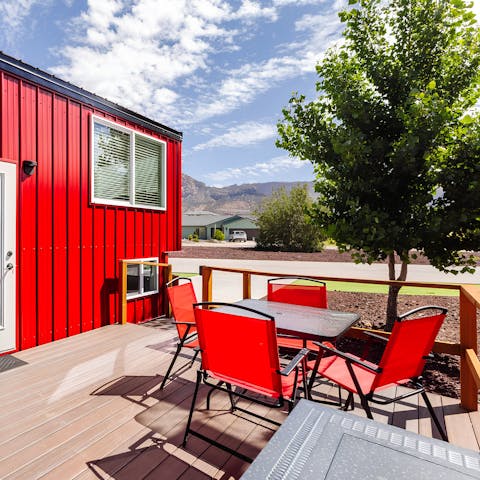 Chill out on the patio with a freshly-cooked meal straight from the barbecue