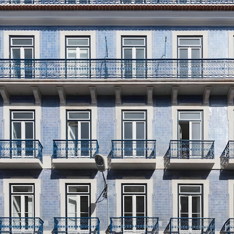 Immerse yourself in the colourful heart of Santos