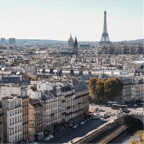 Explore all the corners of Paris from your well-connected base in Canal St-Martin