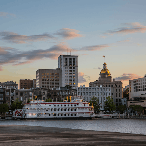 Discover the quaint beauty of the waterfront on the Savannah River