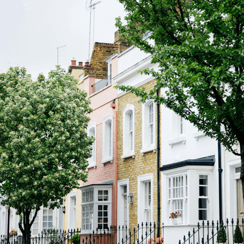 Explore the charming streets of Chelsea