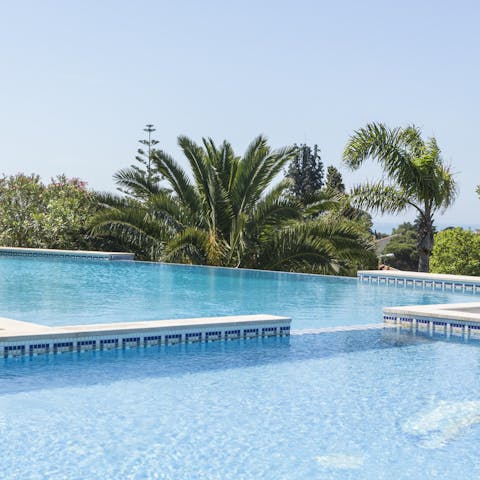 Cool off in the communal infinity pool