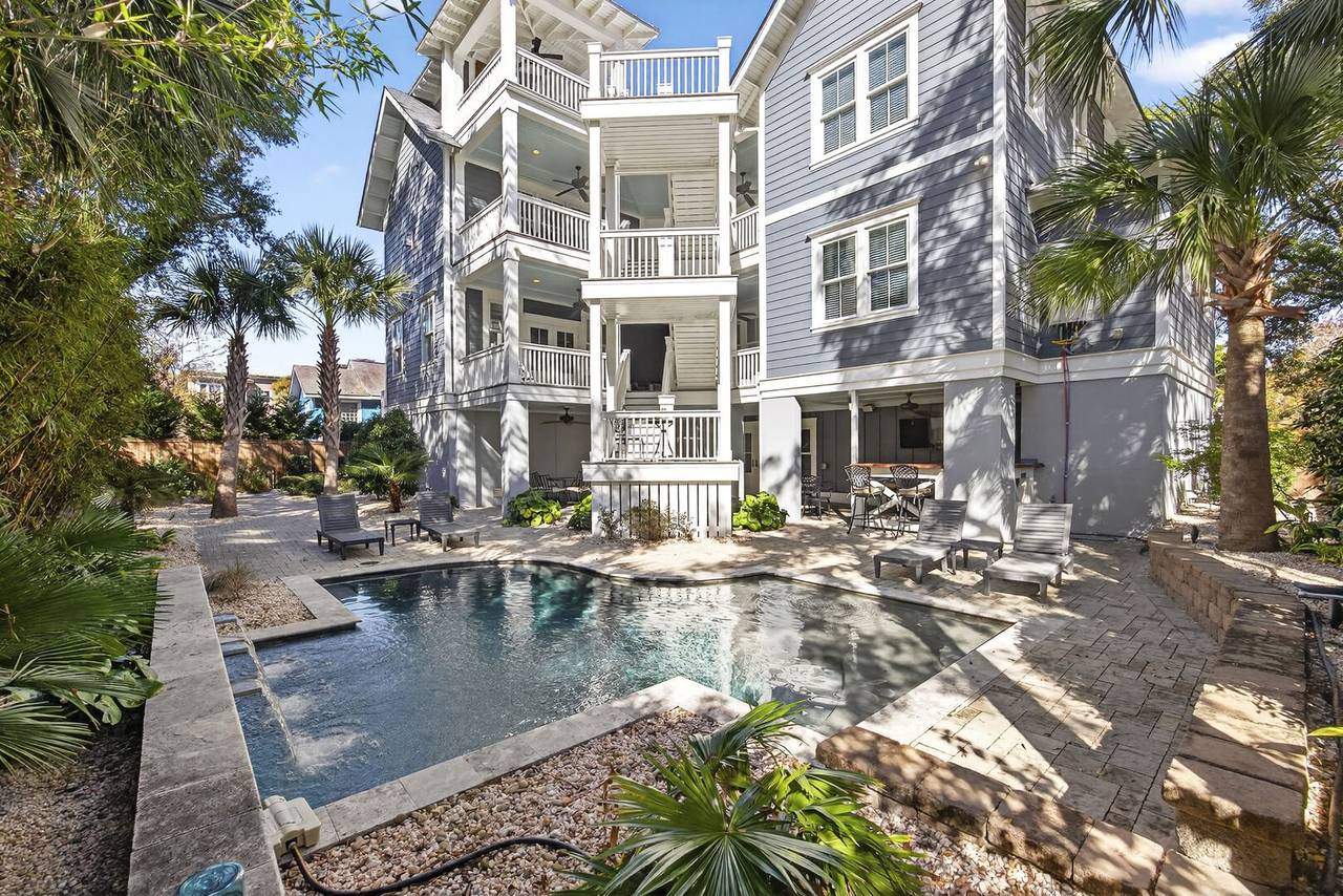 Coastal Comfort Embrace