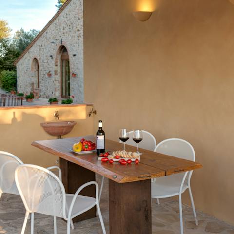 Savour the delight of fresh Italian meals shared around the table