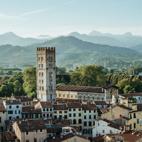 Take a five-minute drive or thirty-minute walk into the grand city of Lucca