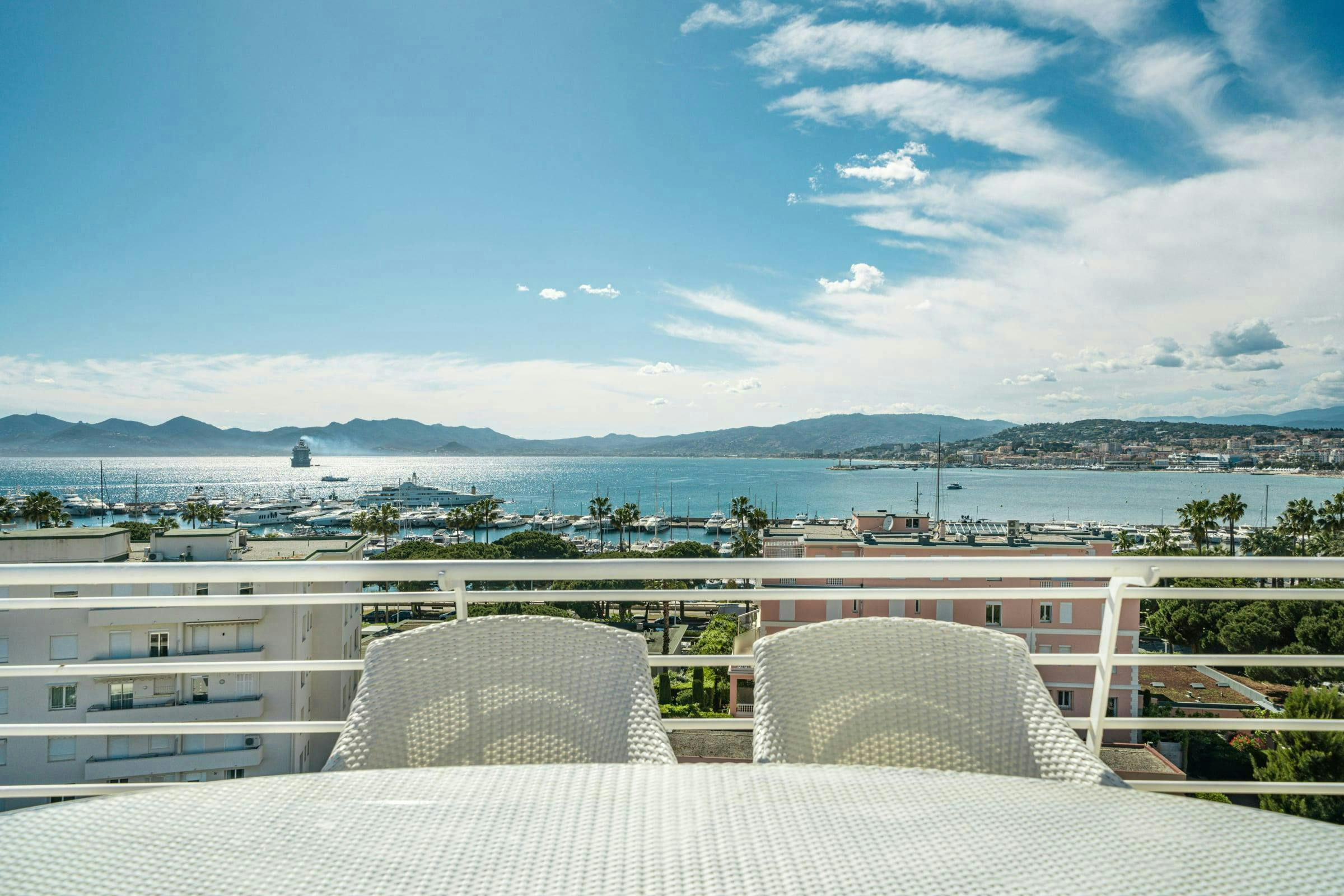 Bay of Cannes Vistas