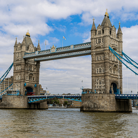 Take a scenic stroll along the River Thames