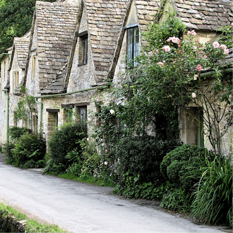 Stay near the charming village of Blockley