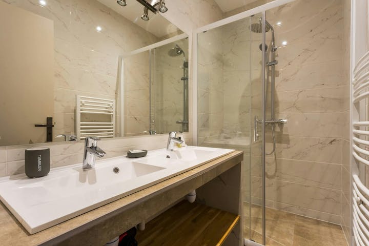 Bathroom photo