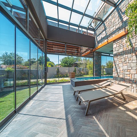 Like a modern orangerie, when the indoors-outdoors interplay