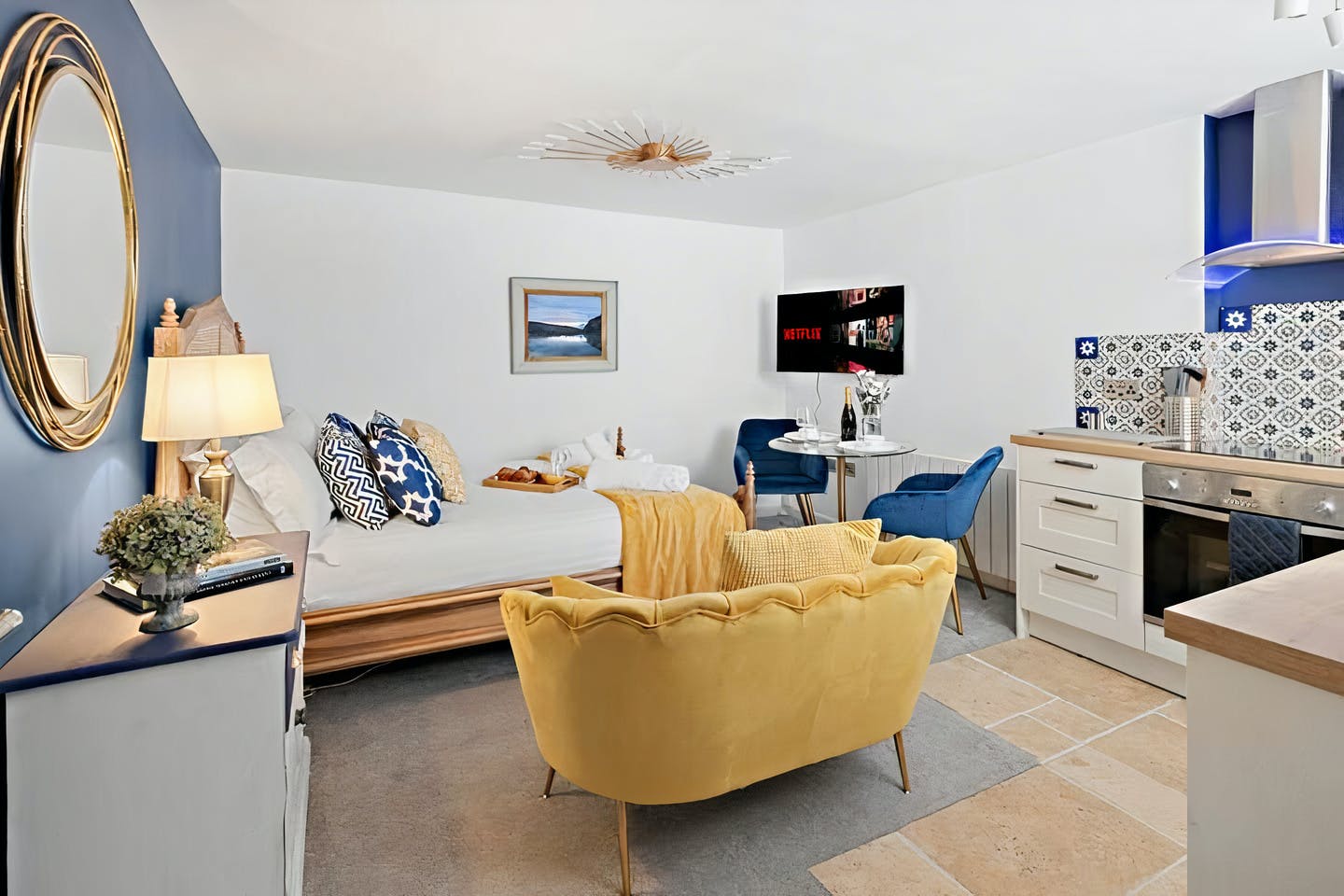 Touch of Sunshine, Paignton, Torbay Plum Guide