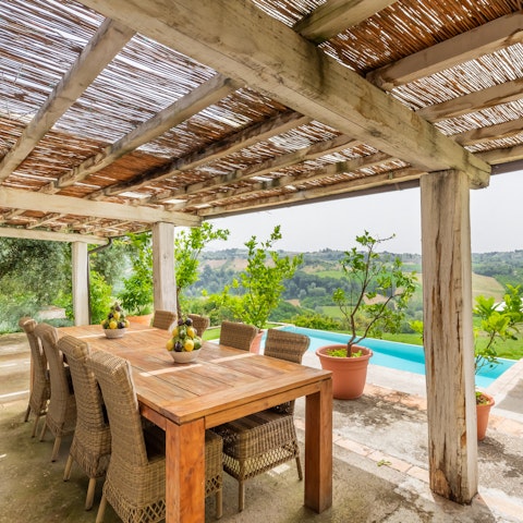 Enjoy alfresco lunches under the shade of the pergola