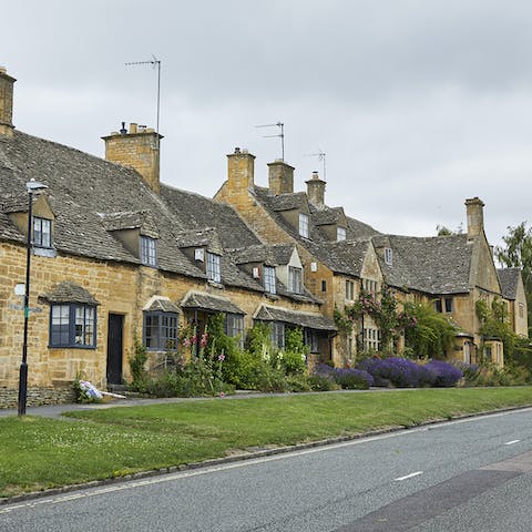 Take a stroll down the high street of the beautiful village of Broadway