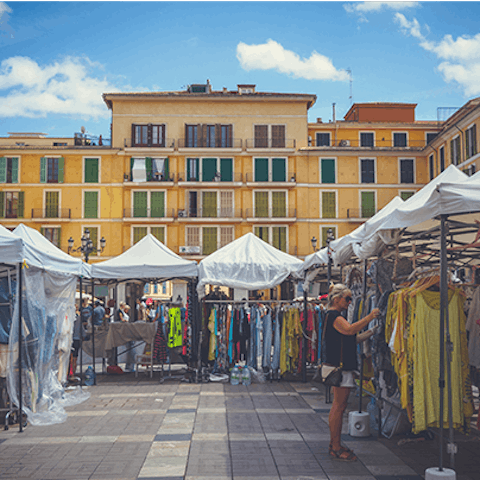 Take a ten-minute drive to Palma city centre