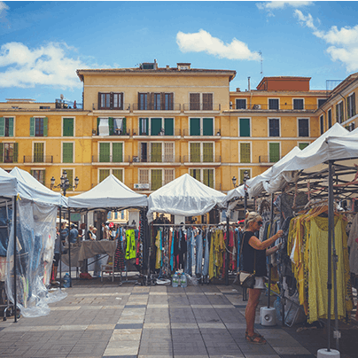 Take a ten-minute drive to Palma city centre