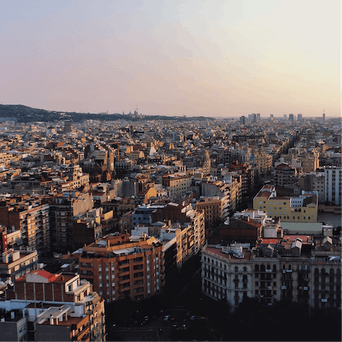 Stay in the vibrant Eixample district, surrounded by exciting shops, restaurants and boutiques
