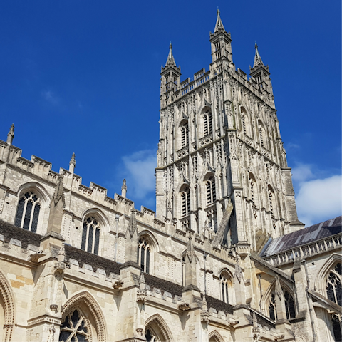 Drive thirty minutes east to the Roman city of Gloucester