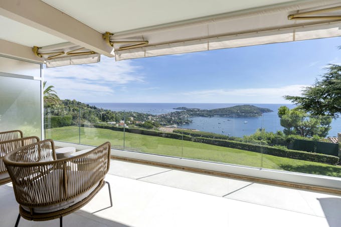 Riviera Gem