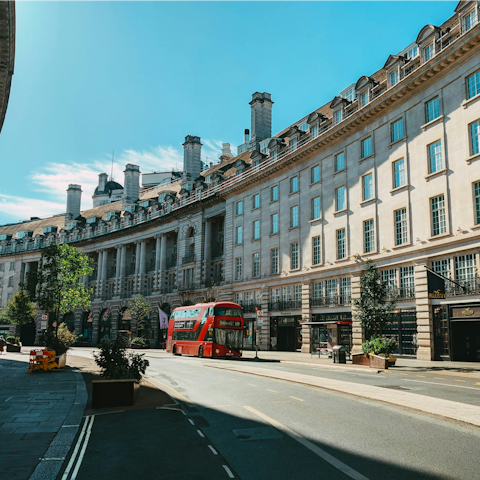 Immerse yourself in the buzz of central London from Mayfair