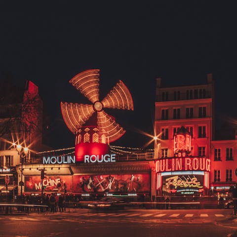 Stay just a nine-minute walk away from the Moulin Rouge