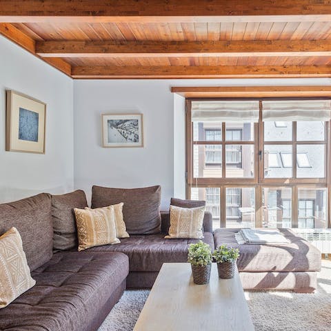 Light the fire and enjoy the warmth and comfort of the stylish living room