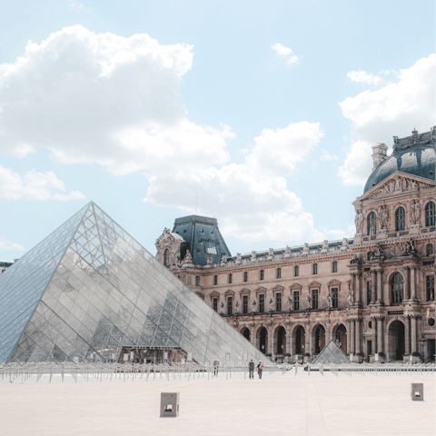 Travel eight stops on the Metro to the Louvre