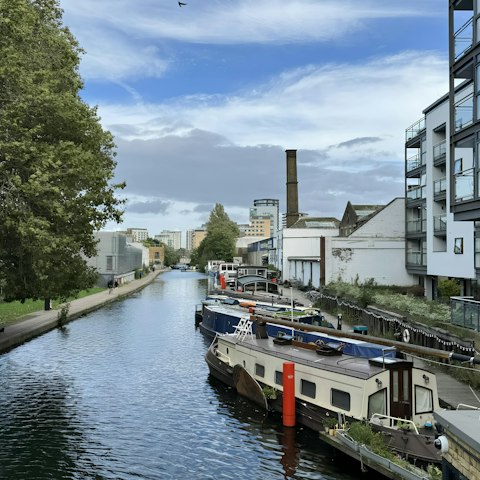 Feel rejuvenated after a stroll along Regents Canal