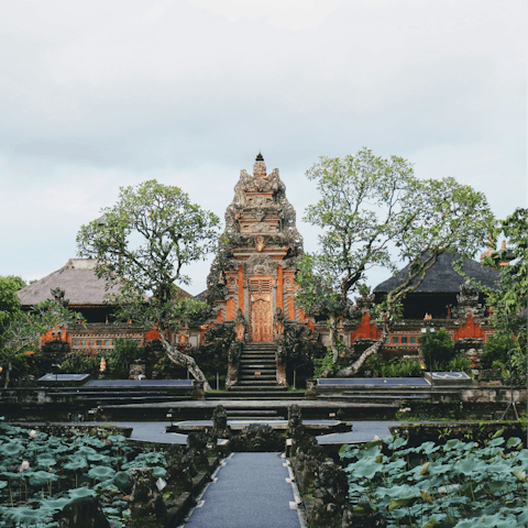 Stay a short drive from the centre of Ubud