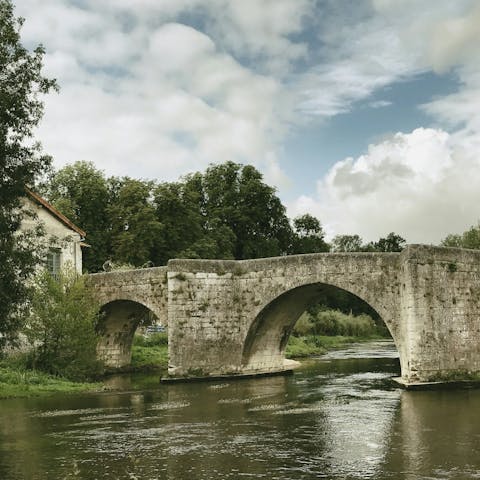 Stroll into the picturesque village of Bourdeilles, fifteen-minute walk away