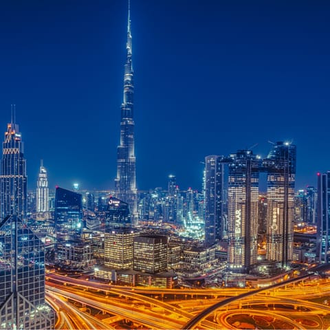 Stay just a fifteen-minute drive way from Dubai Marina