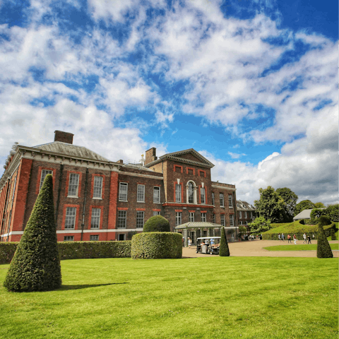 Wander around Kensington Gardens, ten minutes away