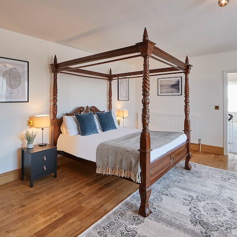 Sleep soundly in a traditional four-poster bed