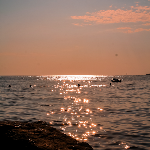 Drive fifteen minutes to the coast and the majestic Zelena Laguna