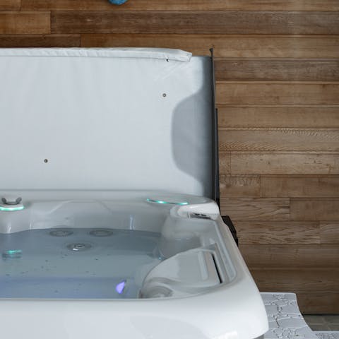 Relax and recharge in the jacuzzi