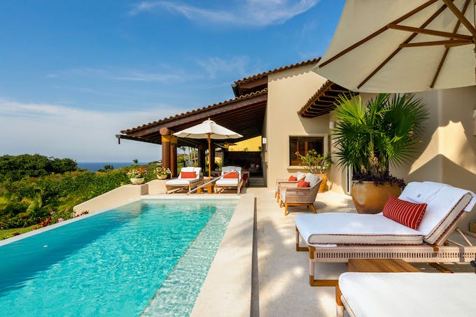 A Stretch of Paradise