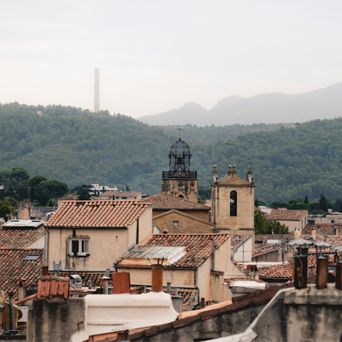 Discover the charming city of Aix-en-Provence, just twenty minutes away
