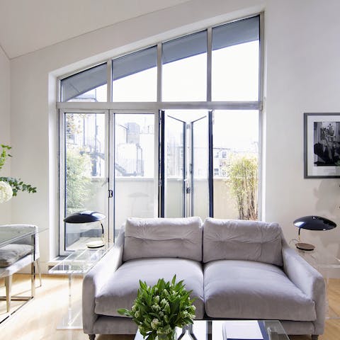 Enjoy a cold glass of champagne on the private decking